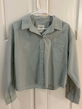 Abercrombie & Fitch Mint Green Striped Button-Up Shirt